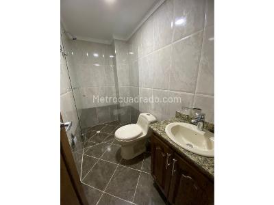 Apartamento en arriendo en Obrero, Envigado · foto 11 de 13