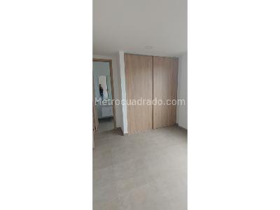 Casa de 5 alcobas en venta en Barro Blanco, Rionegro, 240 m² · foto 3 de 17