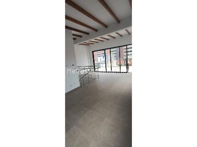 Casa de 5 alcobas en venta en Barro Blanco, Rionegro, 240 m² · foto 9 de 17