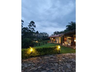 Casa de 4 alcobas en venta en Vereda Ojo De Agua, Rionegro · foto 2 de 19