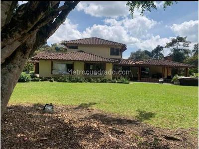 Casa de 5 alcobas en venta en Llano Grande, Rionegro · foto 20 de 20