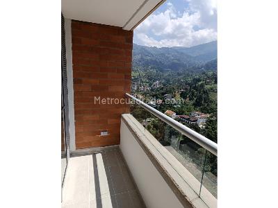 Apartamento de 3 alcobas en venta en Loma De San Jose, Sabaneta, 68 m² · foto 14 de 17