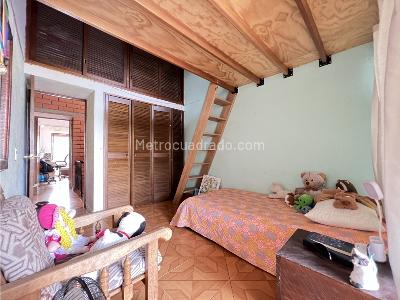 Casa de 4 alcobas en venta en El Dorado, Envigado, 300 m² · foto 11 de 20