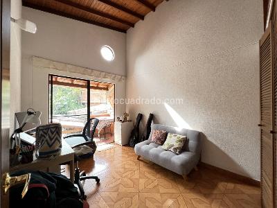 Casa de 4 alcobas en venta en El Dorado, Envigado, 300 m² · foto 14 de 20