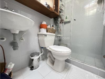 Casa de 4 alcobas en venta en El Dorado, Envigado, 300 m² · foto 16 de 20
