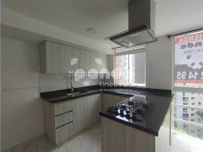 Apartamento de 3 alcobas en venta en Maria Auxiliadora, Sabaneta, 55 m² · foto 3 de 10