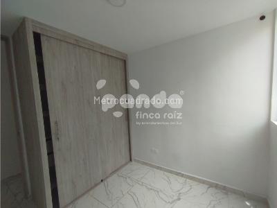 Apartamento de 3 alcobas en venta en Maria Auxiliadora, Sabaneta, 55 m² · foto 5 de 10