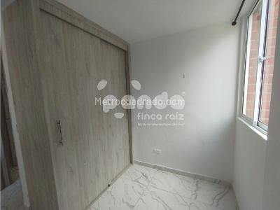 Apartamento de 3 alcobas en venta en Maria Auxiliadora, Sabaneta, 55 m² · foto 6 de 10