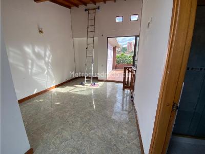 Apartamento en venta en El Trianon, Envigado · foto 3 de 12