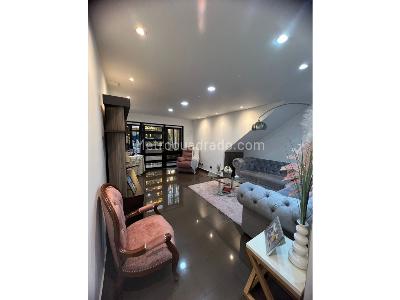 Casa de 2 alcobas en venta en Obrero, Envigado, 129 m² · foto 6 de 15