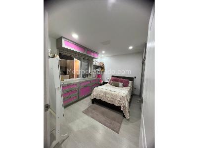 Casa de 2 alcobas en venta en Obrero, Envigado, 129 m² · foto 7 de 15