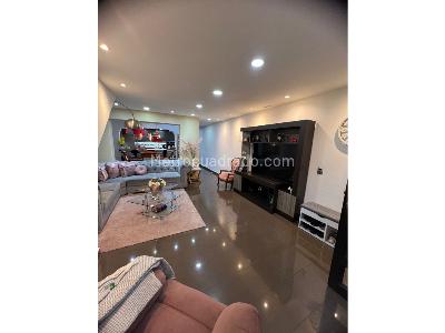 Casa de 2 alcobas en venta en Obrero, Envigado, 129 m² · foto 8 de 15