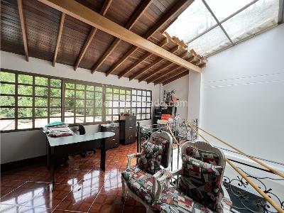 Casa de 5 alcobas en venta en La Doctora, Sabaneta, 400 m² · foto 12 de 20