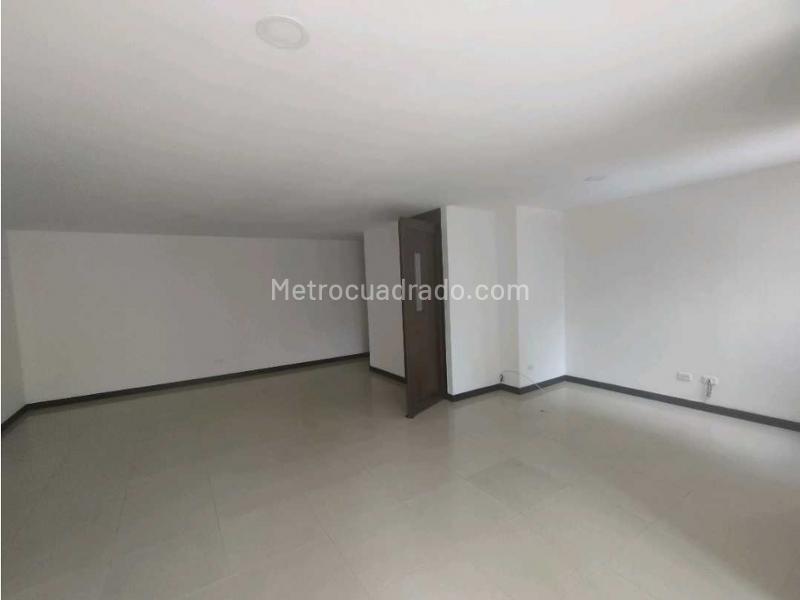 Apartamento Amplio de 3 Alcobas en Santa María de los Ángeles - 3