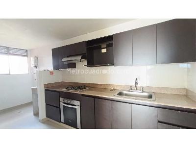 Apartamento en arriendo en Las Cometas, Envigado · foto 5 de 17