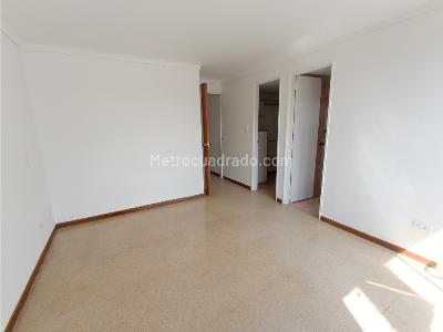 Apartamento de 3 alcobas en venta en Laureles, Medellín, 130 m² · foto 4 de 14