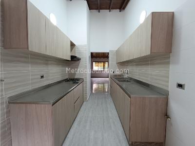 Apartamento en venta en Castropol, Medellín · foto 4 de 20