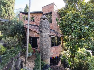 Casa de 3 alcobas en venta en El Chingui, Envigado, 540 m² · foto 3 de 20