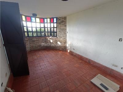 Casa de 3 alcobas en venta en El Chingui, Envigado, 540 m² · foto 19 de 20