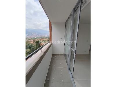 Apartamento en venta en Suramerica, Itagüí · foto 3 de 14