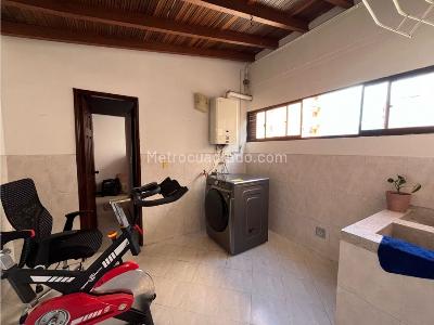 Apartamento en venta en Laureles, Medellín · foto 5 de 15