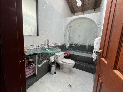 Apartamento en venta en Laureles, Medellín · foto 10 de 15