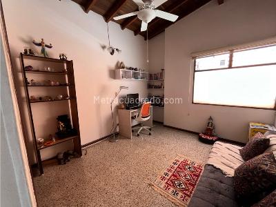 Apartamento en venta en Laureles, Medellín · foto 11 de 15