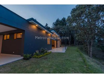 Casa de 3 alcobas en venta en Sajonia, Rionegro, 253 m² · foto 2 de 20