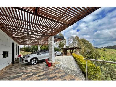Casa de 4 alcobas en venta en Vereda San Luis, Rionegro, 360 m² · foto 7 de 10