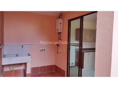 Casa de 4 alcobas en venta en Gualanday, Rionegro, 145 m² · foto 3 de 15