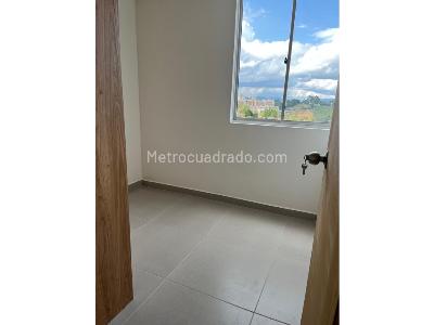 Apartamento de 3 alcobas en venta en La Inmaculada, Rionegro, 56 m² · foto 9 de 14