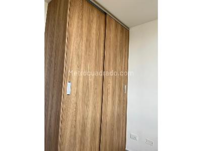 Apartamento de 3 alcobas en venta en La Inmaculada, Rionegro, 56 m² · foto 11 de 14