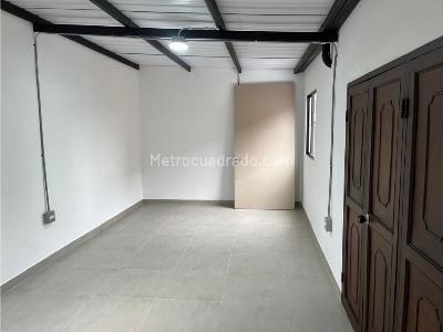 Apartaestudio en arriendo en Andalucia, Envigado, 45 m² · foto 3 de 5