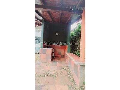 Casa de 5 alcobas en venta en Zona E, Rionegro, 380 m² · foto 15 de 20