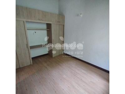 Casa de 4 alcobas en venta en Loma De Las Brujas, Envigado, 260 m² · foto 5 de 20