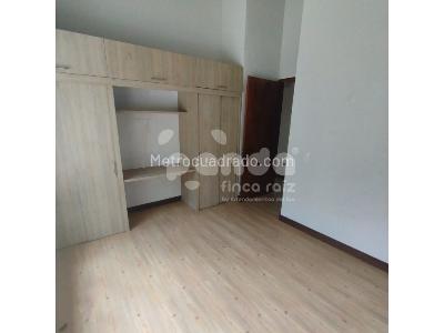 Casa de 4 alcobas en venta en Loma De Las Brujas, Envigado, 260 m² · foto 6 de 20