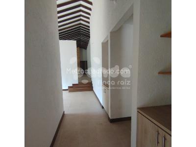 Casa de 4 alcobas en venta en Loma De Las Brujas, Envigado, 260 m² · foto 8 de 20