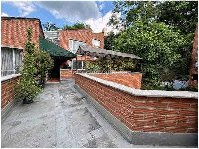 Apartamento de 3 alcobas en venta en El Poblado, Medellín, 246 m² · foto 15 de 18