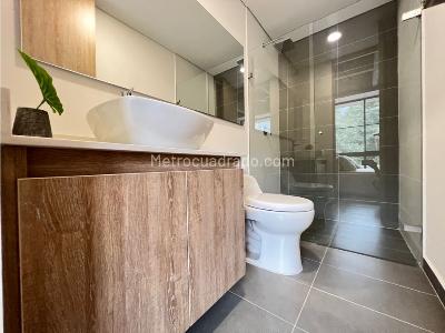 Apartamento en venta en Loma Del Escobero, Envigado · foto 7 de 12