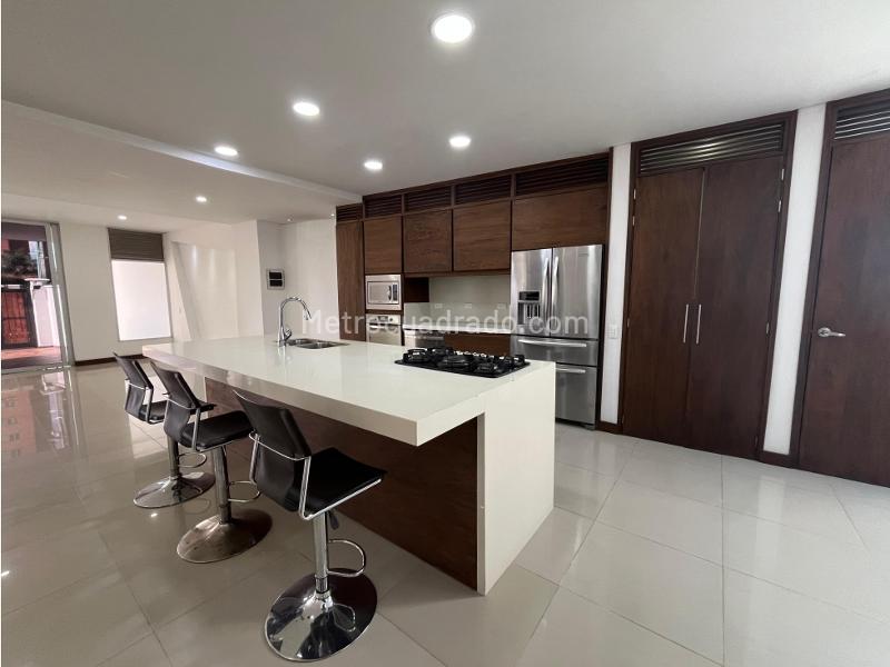 4BR House in Los Colegios (360 m²) - 3