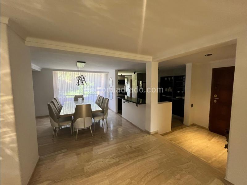 Apartamento Amplio de 4 Alcobas con Amenidades en El Poblado - 2