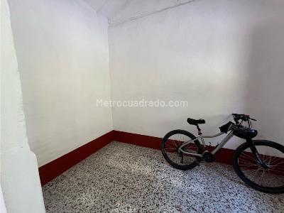 Casa de 5 alcobas en venta en El Salado, Envigado, 1000 m² · foto 2 de 20
