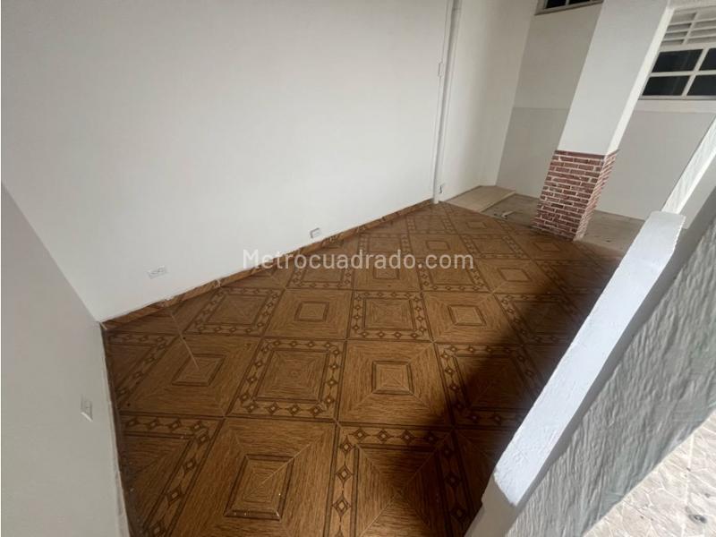Local Comercial en Arriendo, Laureles, Medellín - Vista 3