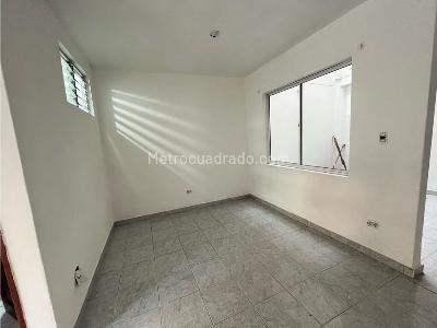 Casa de 4 alcobas en venta en Alcala, Envigado, 110 m² · foto 4 de 14