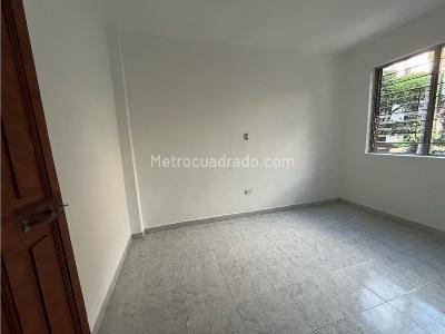 Casa de 4 alcobas en venta en Alcala, Envigado, 110 m² · foto 5 de 14