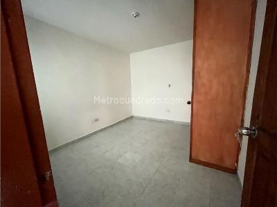 Casa de 4 alcobas en venta en Alcala, Envigado, 110 m² · foto 6 de 14
