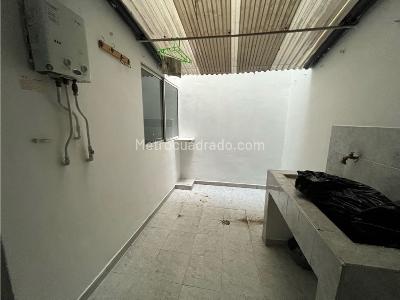 Casa de 4 alcobas en venta en Alcala, Envigado, 110 m² · foto 10 de 14