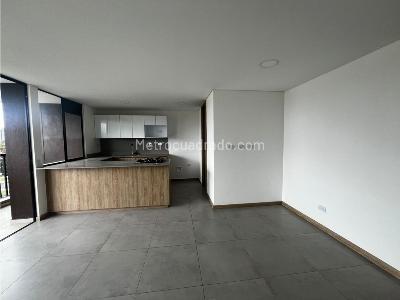Apartamento en arriendo en San Antonio, Rionegro · foto 2 de 12