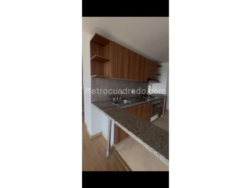2BR Apartment in San Antonio (60 m²) - 2