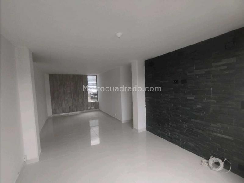 Cozy 3BR Apartment in Loma Del Indio - 3